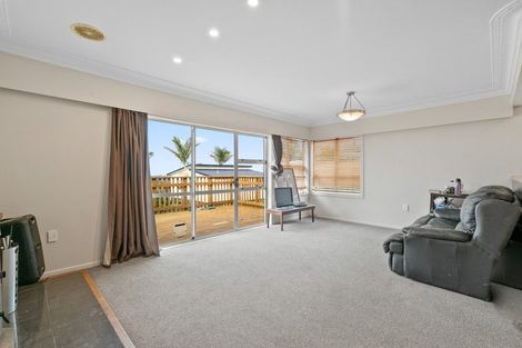 Photo of property in 11 Routly Avenue, Pukekohe, 2120