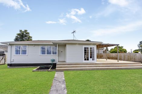 Photo of property in 1/1 Cooper Place, Papakura, 2110