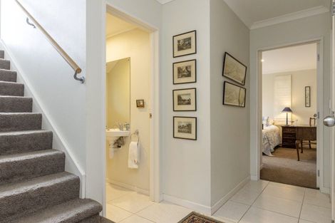 Photo of property in 2/12 Gradwell Place, Two Mile Bay, Taupo, 3330