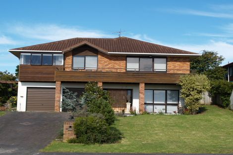Photo of property in 14 Summermist Drive, Northpark, Auckland, 2013