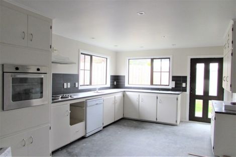 Photo of property in 414 Stokes Valley Road, Stokes Valley, Lower Hutt, 5019