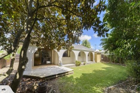 Photo of property in 395 College Street, Hokowhitu, Palmerston North, 4410