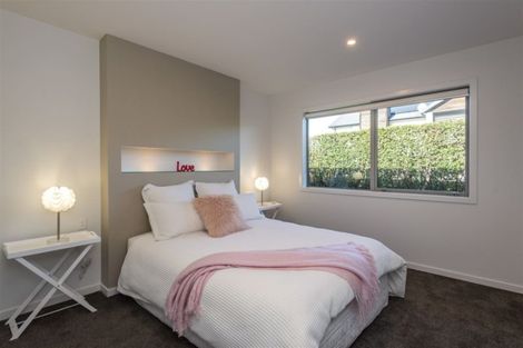 Photo of property in 28 Oakgrove Drive, Rangiora, 7400