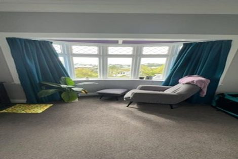 Photo of property in 37 Charlotte Avenue, Brooklyn, Wellington, 6021