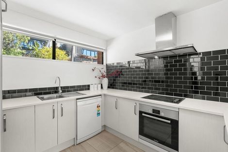 Photo of property in 5/40 Brockworth Place, Riccarton, Christchurch, 8011
