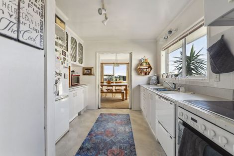 Photo of property in 2 Hobson Street, New Plymouth, 4312