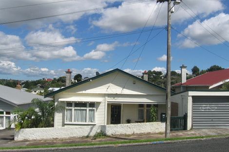 Photo of property in 58 Quadrant Road, Onehunga, Auckland, 1061
