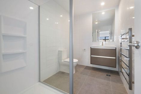 Photo of property in 6 Huru Road, Flat Bush, Auckland, 2019