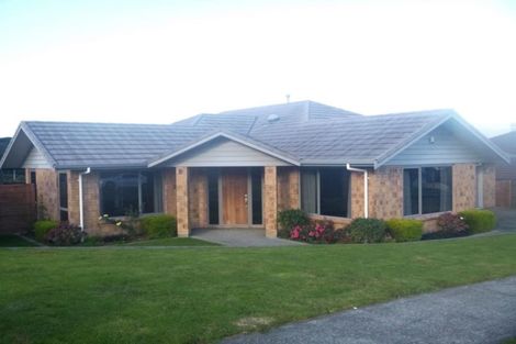 Photo of property in 119 Kirton Drive, Riverstone Terraces, Upper Hutt, 5018