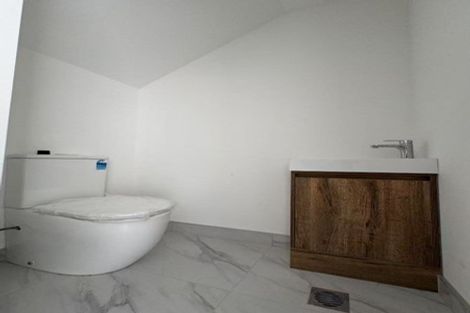 Photo of property in 4 Peara Place, Henderson, Auckland, 0610