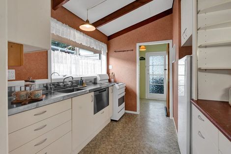 Photo of property in 23a Fulford Street, New Plymouth, 4310