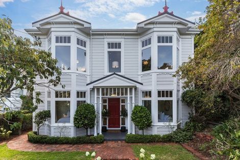 Photo of property in 22 Plunket Street, Kelburn, Wellington, 6012