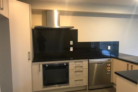 Photo of property in 21/45a Swanson Road, Henderson, Auckland, 0610