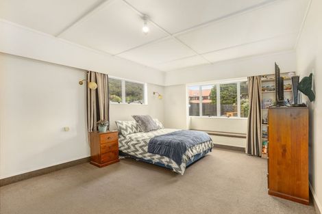 Photo of property in 5 Redwood Close, Paraparaumu, 5032