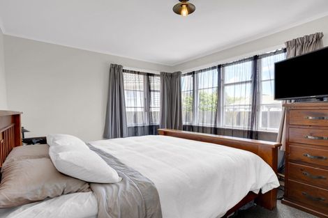 Photo of property in 5 Le Quesne Place, Fairfield, Hamilton, 3214