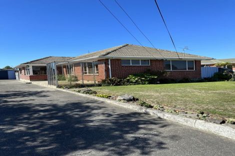 Photo of property in 11 Lyndhurst Crescent, Aranui, Christchurch, 8061