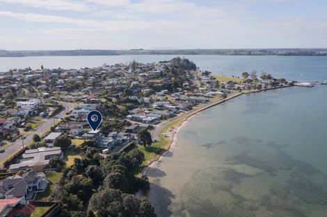 Photo of property in 57 Omokoroa Road, Omokoroa, 3114