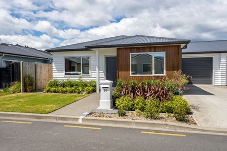 Photo of property in 14 Ron Fawcett Way, Wainuiomata, Lower Hutt, 5014