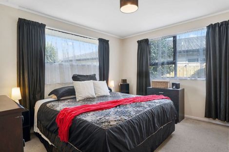 Photo of property in 3/8 Hewer Crescent, Naenae, Lower Hutt, 5011