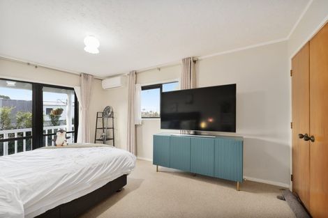 Photo of property in 81 Spence Road, Henderson, Auckland, 0612