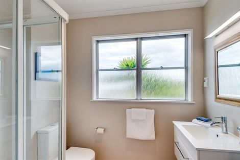 Photo of property in 9 Randall Place, Hospital Hill, Napier, 4110