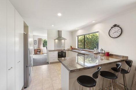 Photo of property in 2 Ashleigh Way, Waikanae Beach, Waikanae, 5036