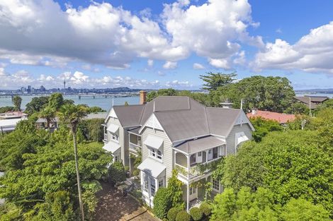 Photo of property in 52 Hinemoa Street, Birkenhead, Auckland, 0626