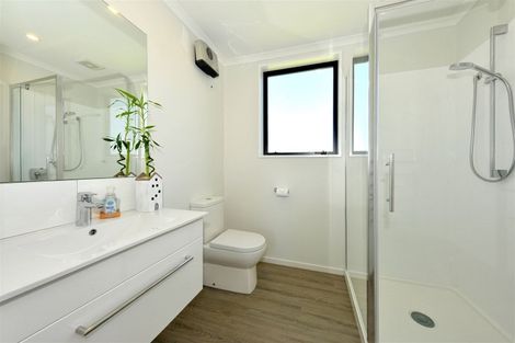 Photo of property in 3 Eric Melrose Lane, Halswell, Christchurch, 8025