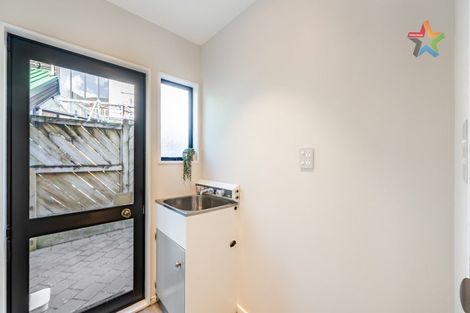 Photo of property in 2/27 Mawson Street, Waiwhetu, Lower Hutt, 5010