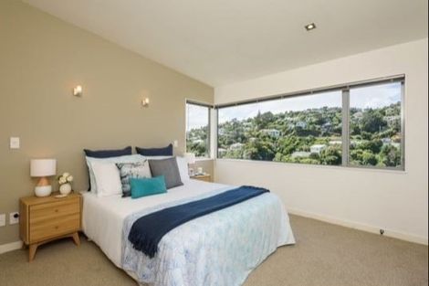 Photo of property in 43 Tiketike Way, Brooklyn, Wellington, 6021