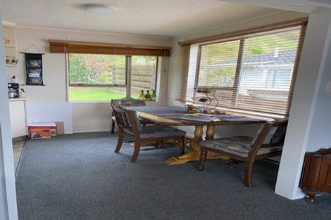 Photo of property in 66 Fyvie Avenue, Tawa, Wellington, 5028