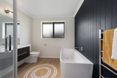 Photo of property in 14 Lewis Way, Cambridge, 3434