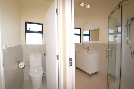 Photo of property in 61 Alabaster Drive, Papatoetoe, Auckland, 2025