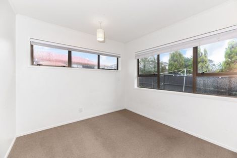 Photo of property in 9 White Heron Drive, Massey, Auckland, 0614