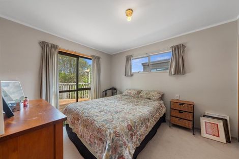 Photo of property in 31 Takapu Street, Henderson, Auckland, 0612