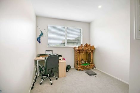 Photo of property in 103e Woodglen Road, Glen Eden, Auckland, 0602