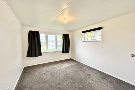 Photo of property in 16 Shamrock Street, Levin, 5510