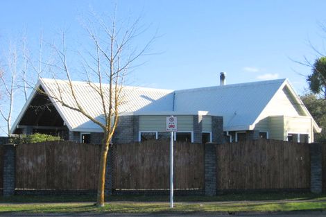 Photo of property in 75 Totara Drive, Pukete, Hamilton, 3200