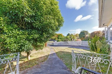 Photo of property in 8 Galway Avenue, Hokowhitu, Palmerston North, 4410