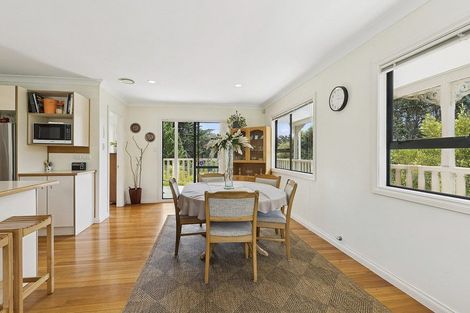 Photo of property in 10 Joseph Banks Drive, Whitby, Porirua, 5024