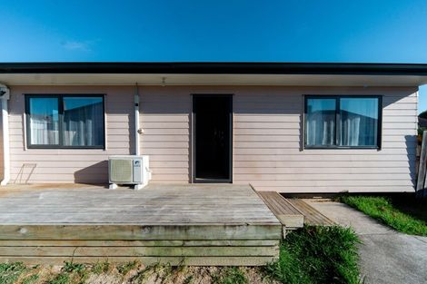 Photo of property in 12 Douglas Crescent, Fairfield, Hamilton, 3214