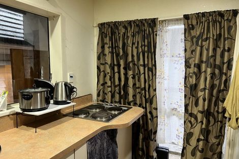 Photo of property in 33 Hillary Crescent, Upper Riccarton, Christchurch, 8041