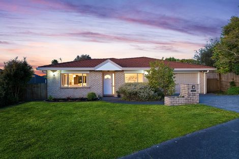 Photo of property in 36 Fleetwood Drive, Henderson, Auckland, 0612