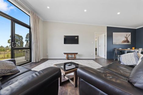 Photo of property in 71 John Norrie Place, Motuoapa, 3382