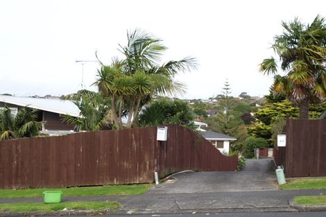 Photo of property in 69 Advene Road, Cockle Bay, Auckland, 2014