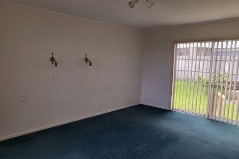 Photo of property in 25 James Tyler Crescent, Lynfield, Auckland, 1042
