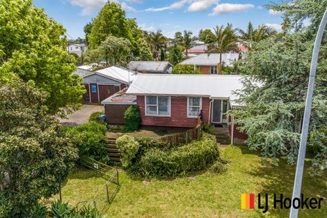 Photo of property in 200 Robertson Road, Mangere East, Auckland, 2024