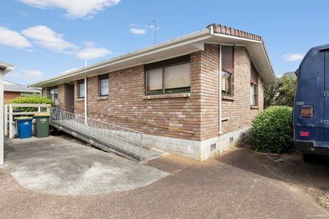 Photo of property in 7 Esmonde Road, Takapuna, Auckland, 0622