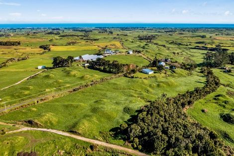 Photo of property in 107a Ngariki Road, Rahotu, Opunake, 4684