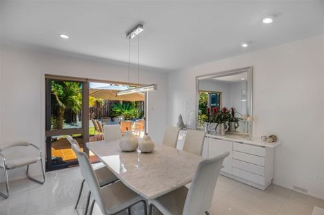 Photo of property in 7 Gigi Place, Conifer Grove, Takanini, 2112